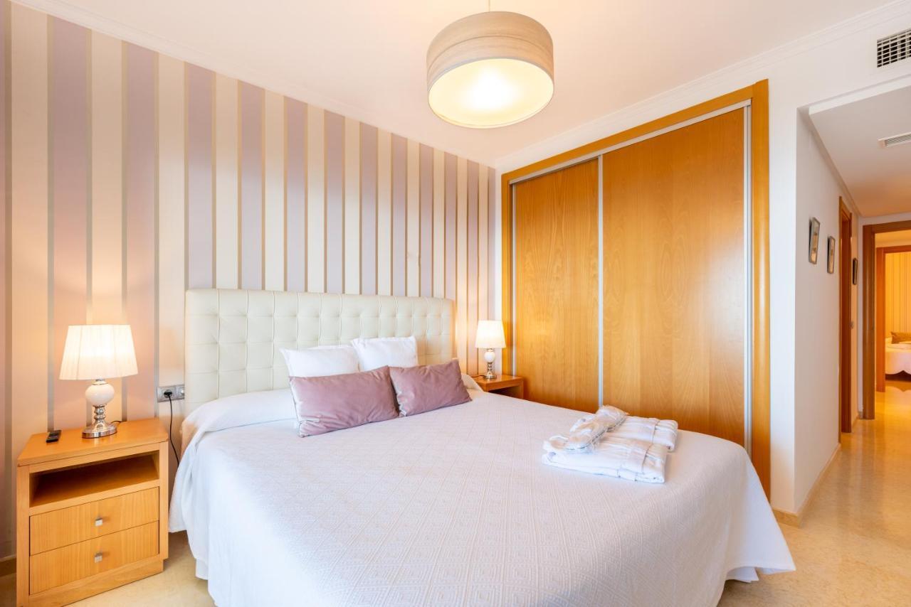 Neptuno Malaga Apartamento De Lujo 린콘데라빅토리아 외부 사진