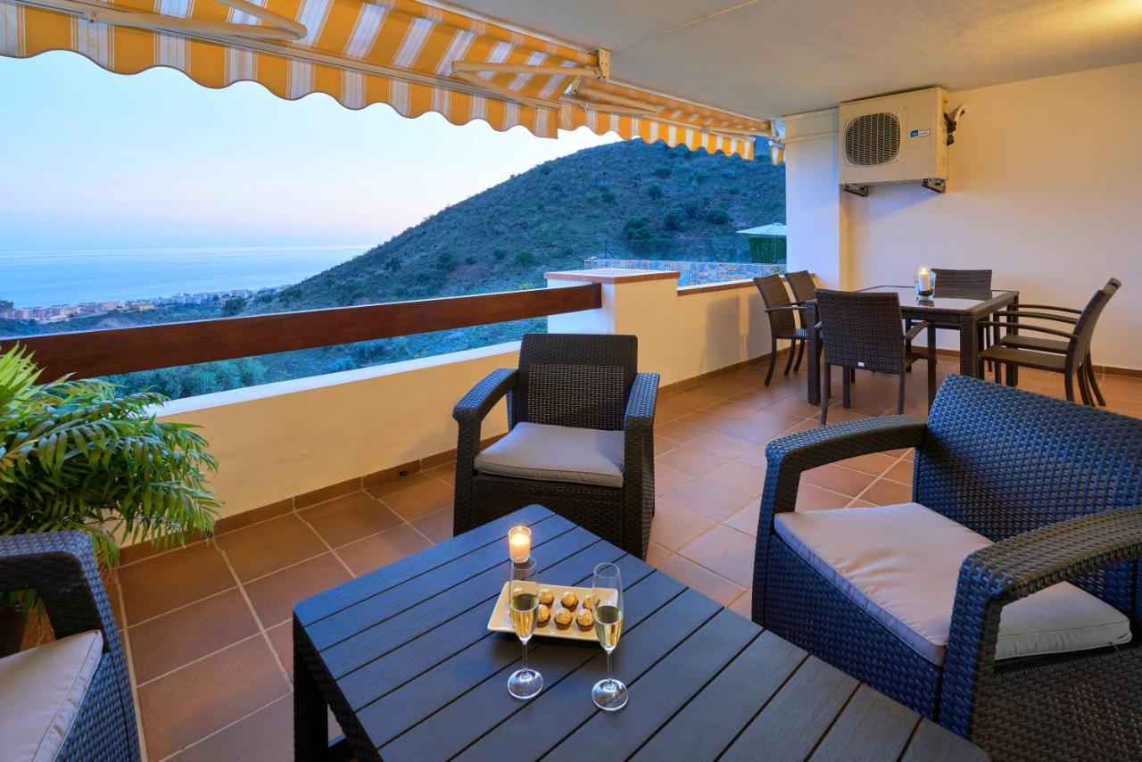 Neptuno Malaga Apartamento De Lujo 린콘데라빅토리아 외부 사진