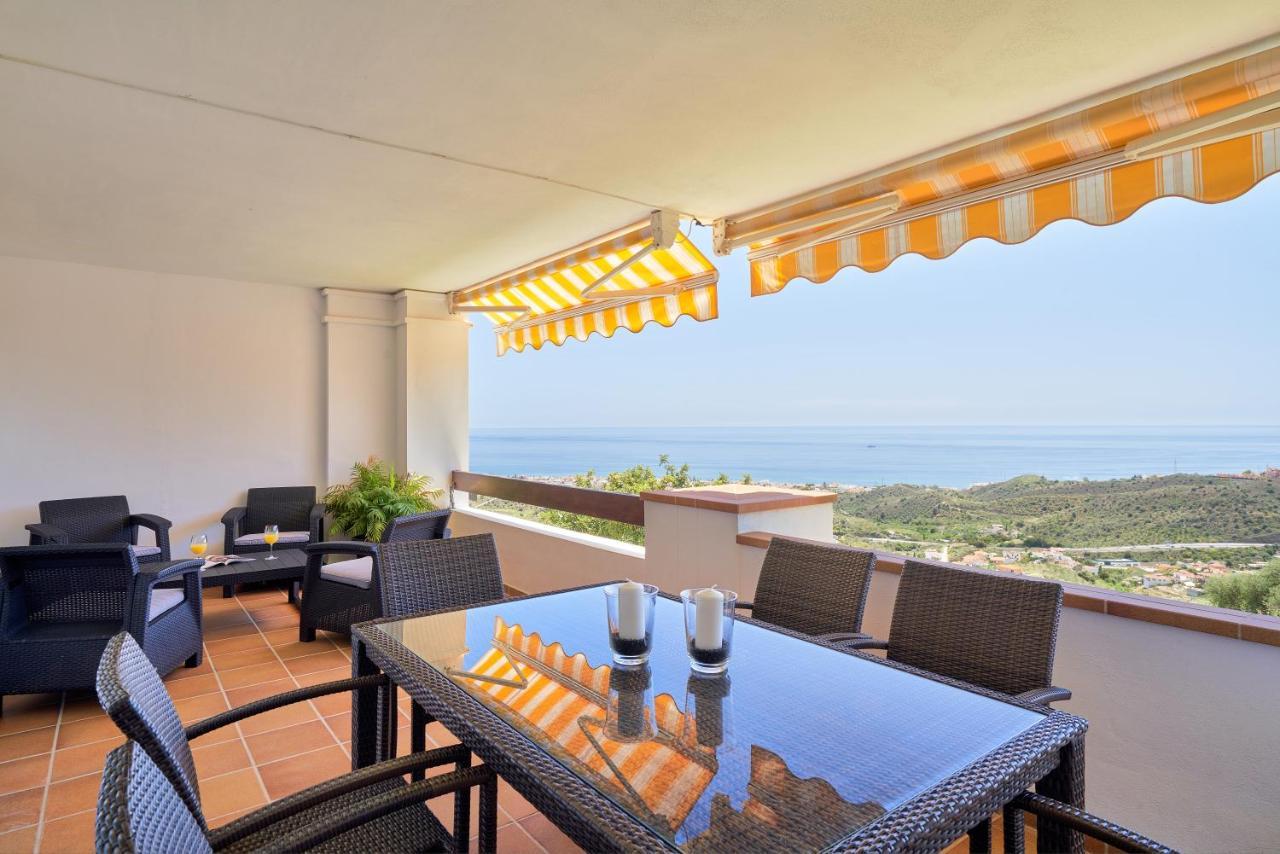 Neptuno Malaga Apartamento De Lujo 린콘데라빅토리아 외부 사진