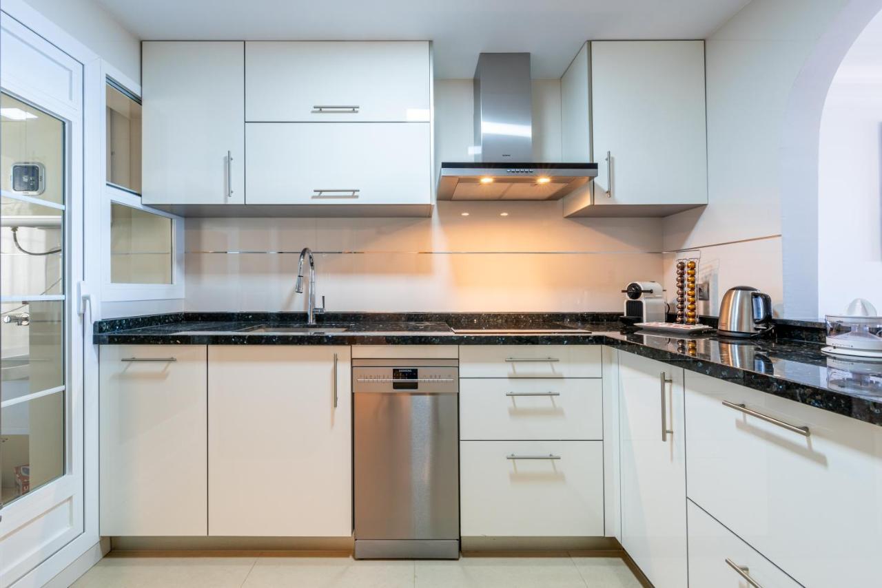 Neptuno Malaga Apartamento De Lujo 린콘데라빅토리아 외부 사진